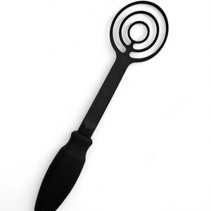 Pampered chef vintage potato masher in excellent condition